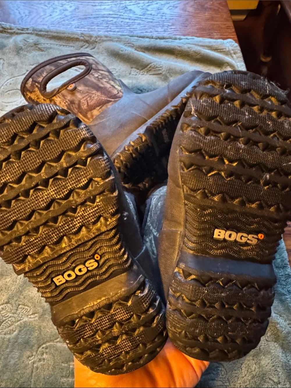 Bogs Little Kids size 7 Waterproof/Insulated Brown Camo Pull-On Boots